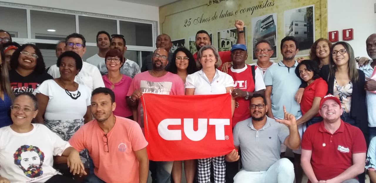 Sinttel participa de cerimÃ´nia de posse da nova diretoria da CUT Bahia 